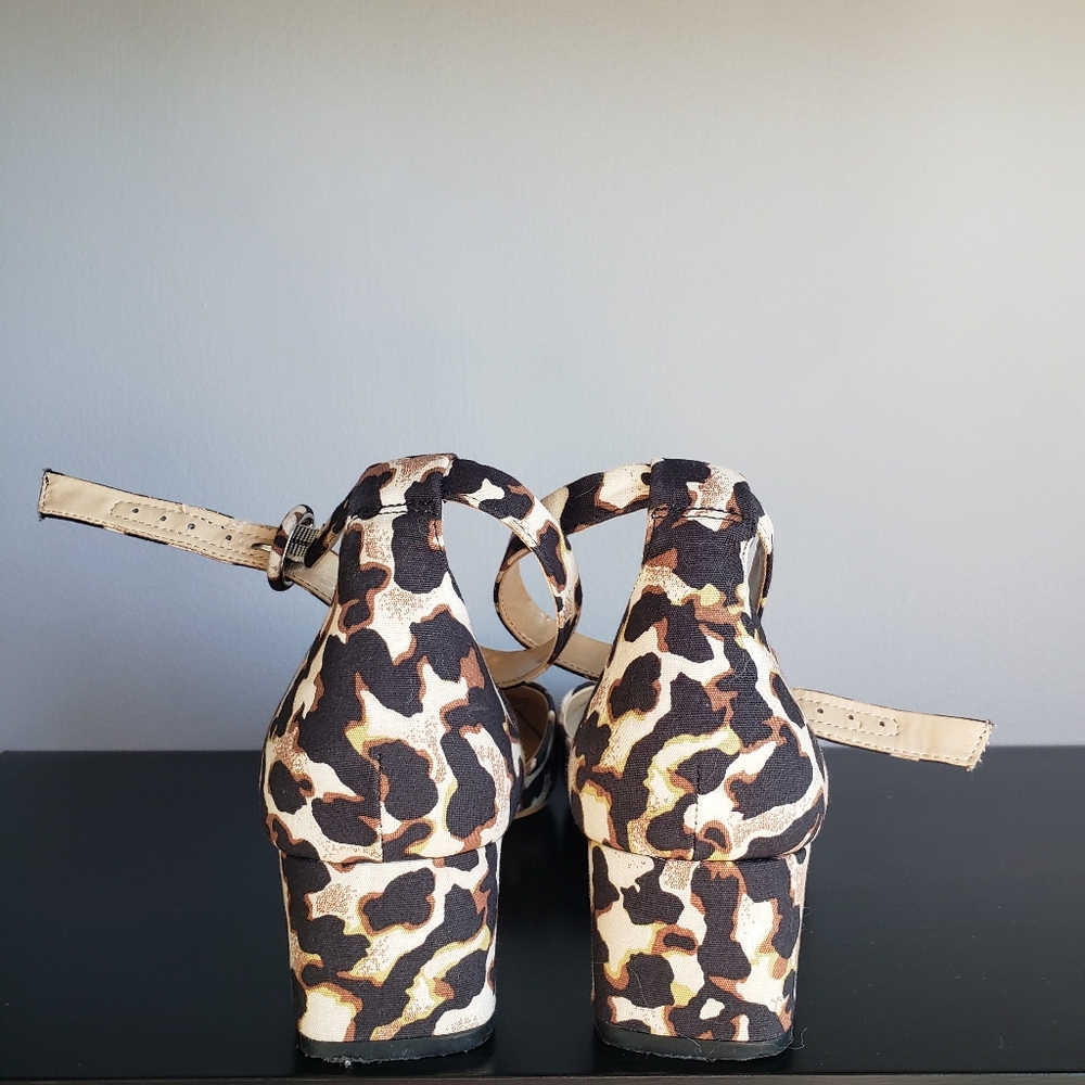 Cabi Leopard Ankle Strap - Picture 7 of 9